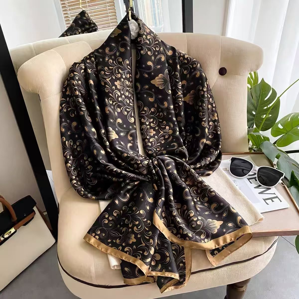 Elegant Scarf - Image 10