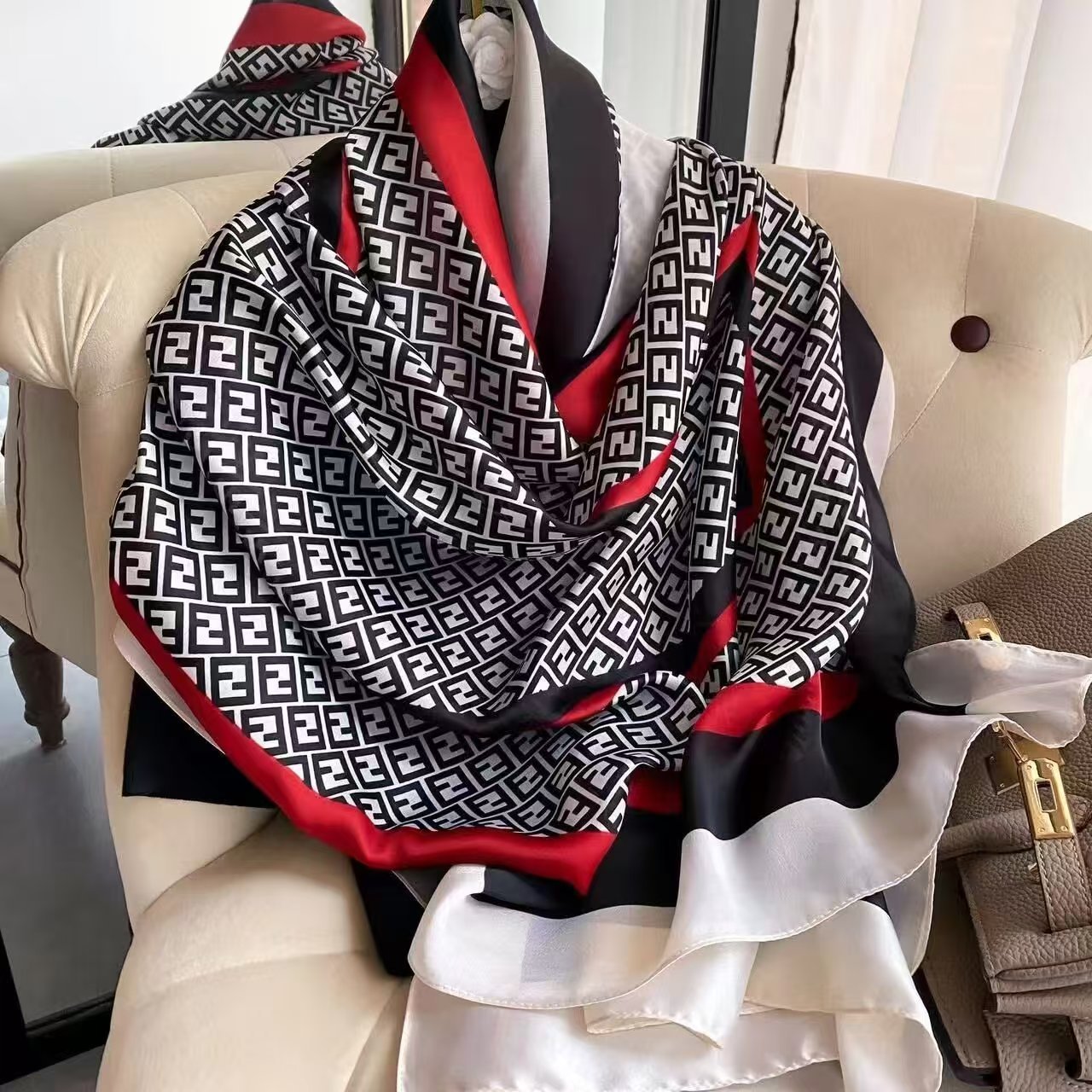 Elegant Scarf - Image 17